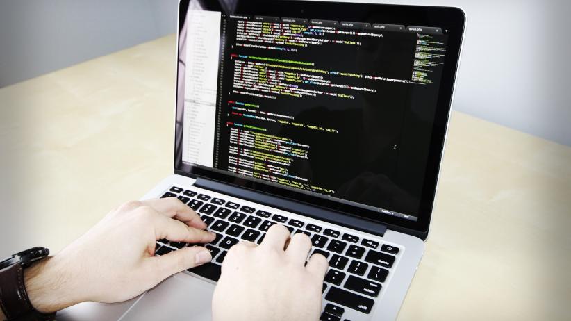 Laravel without public - Image by StockSnap from Pixabay